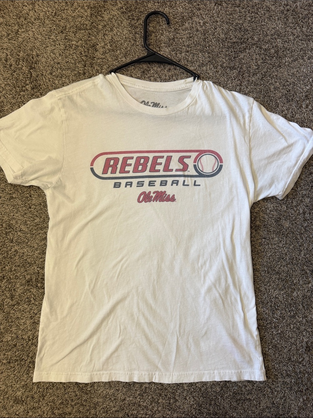 Rebels Baseball White Graphic Tee- vintage